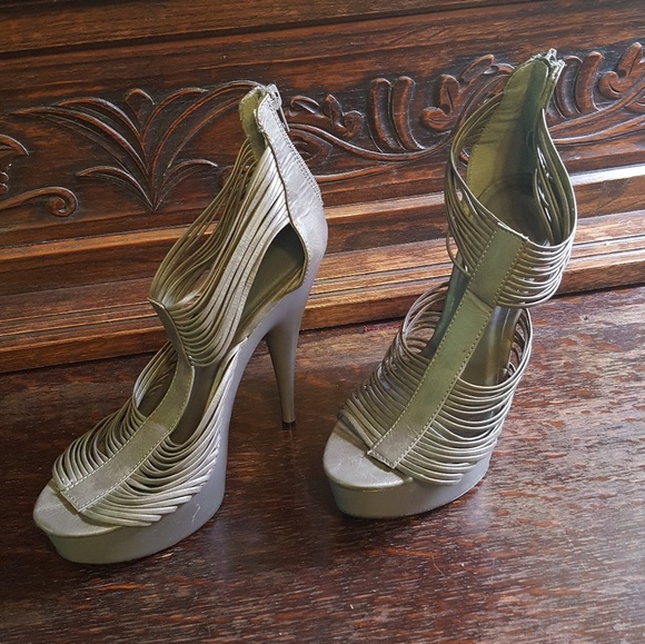 Forever 21 Shoes - Woman's Sexy Forever 21 High Heels Size 8